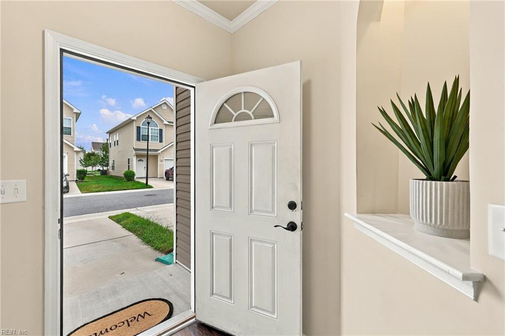216 Astra Ln Property Photo 3
