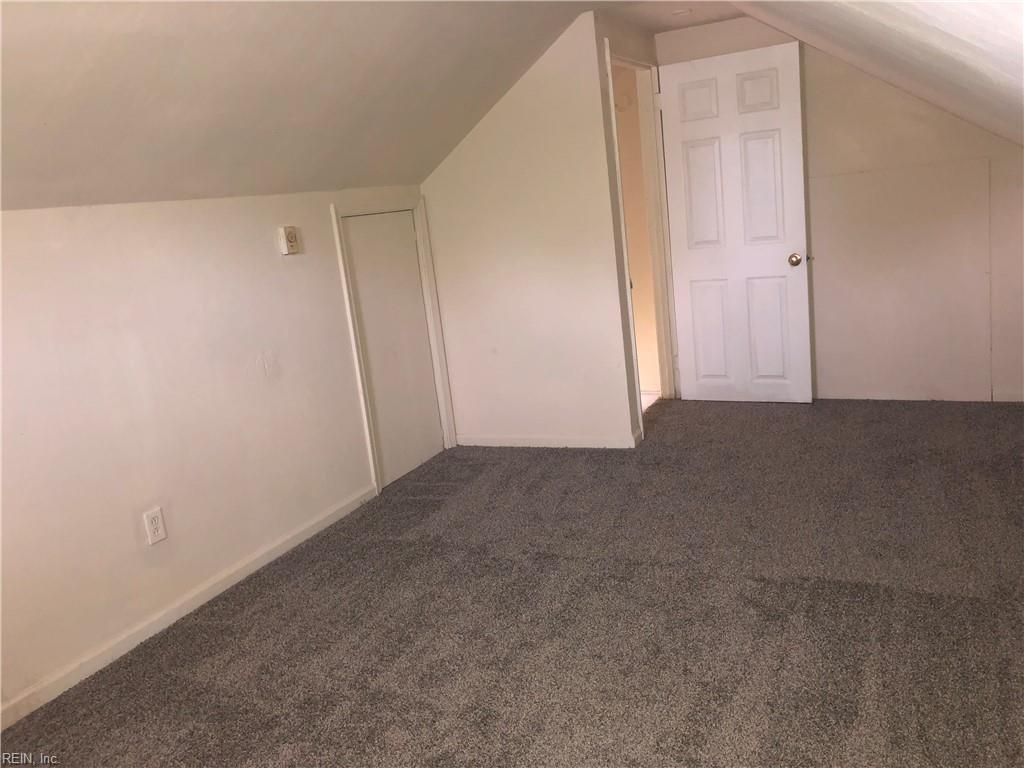 334 Ridgewell Ave Property Photo 18