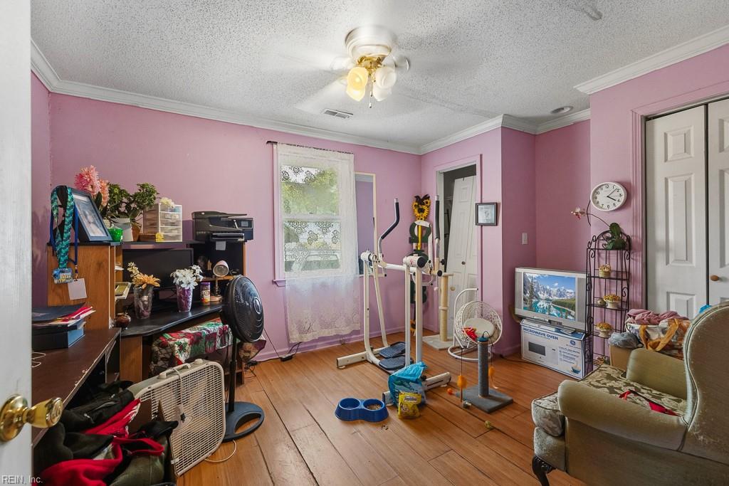 4879 Windermere Ave Property Photo 15