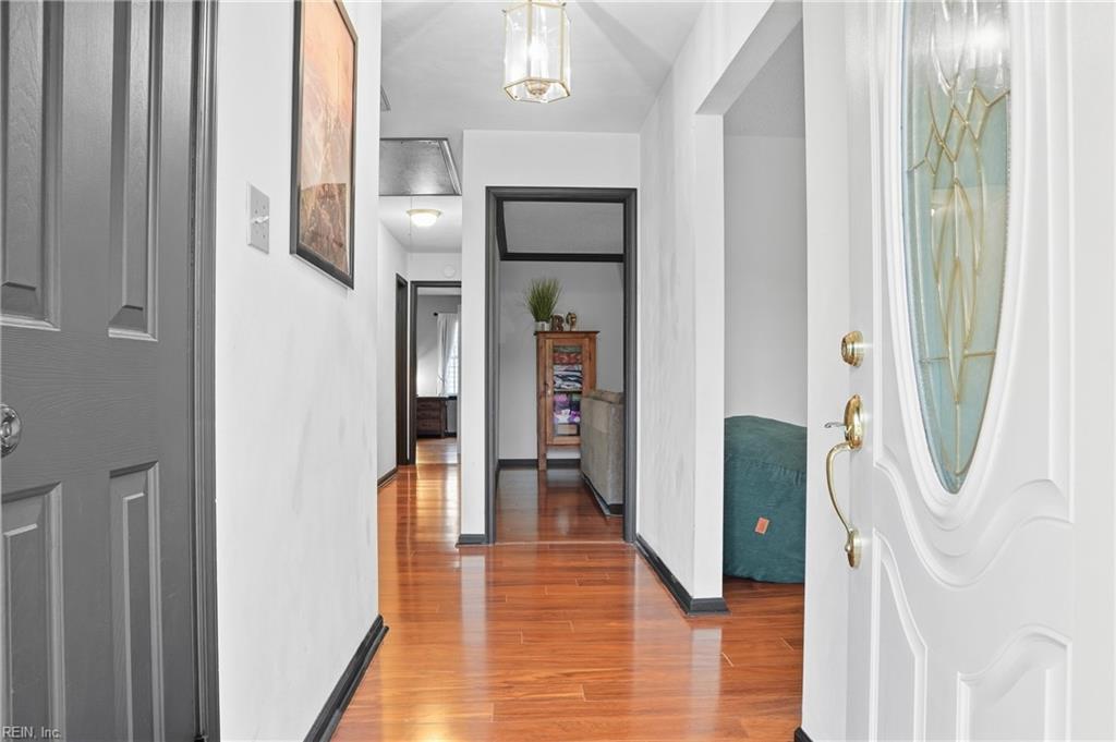 908 Levee Ct Property Photo 3