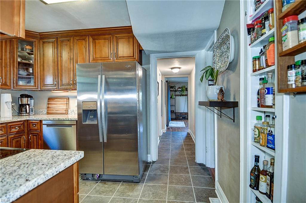 500 Sussex Dr Property Photo 21