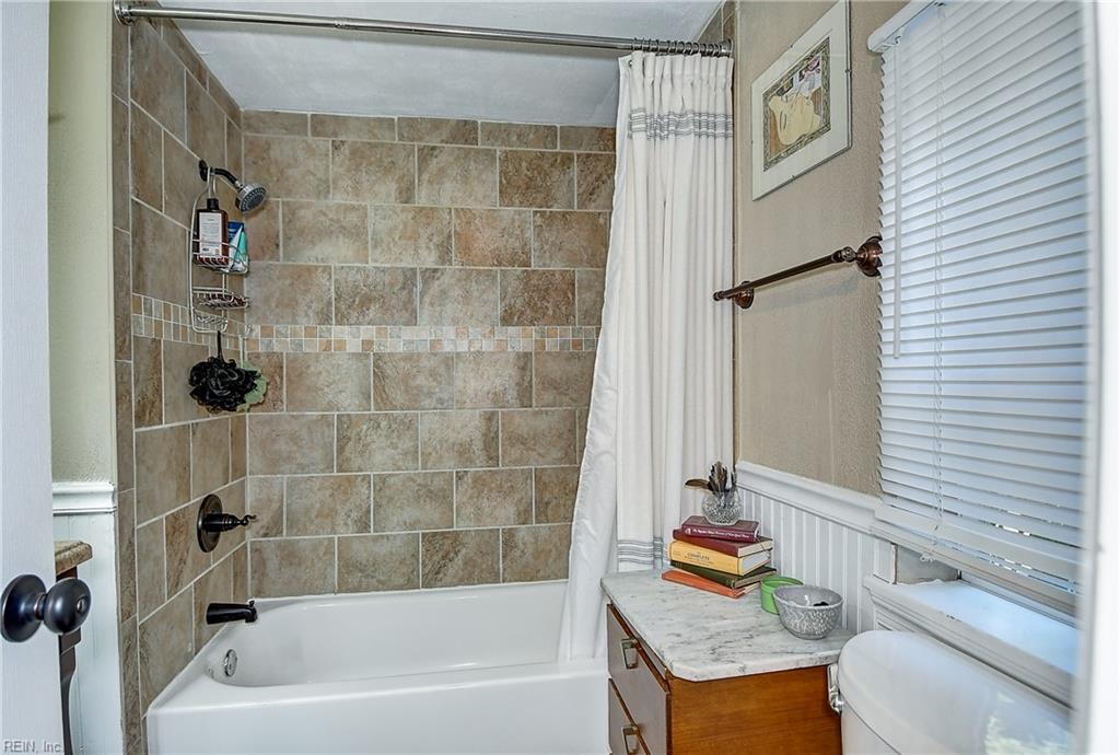 500 Sussex Dr Property Photo 23