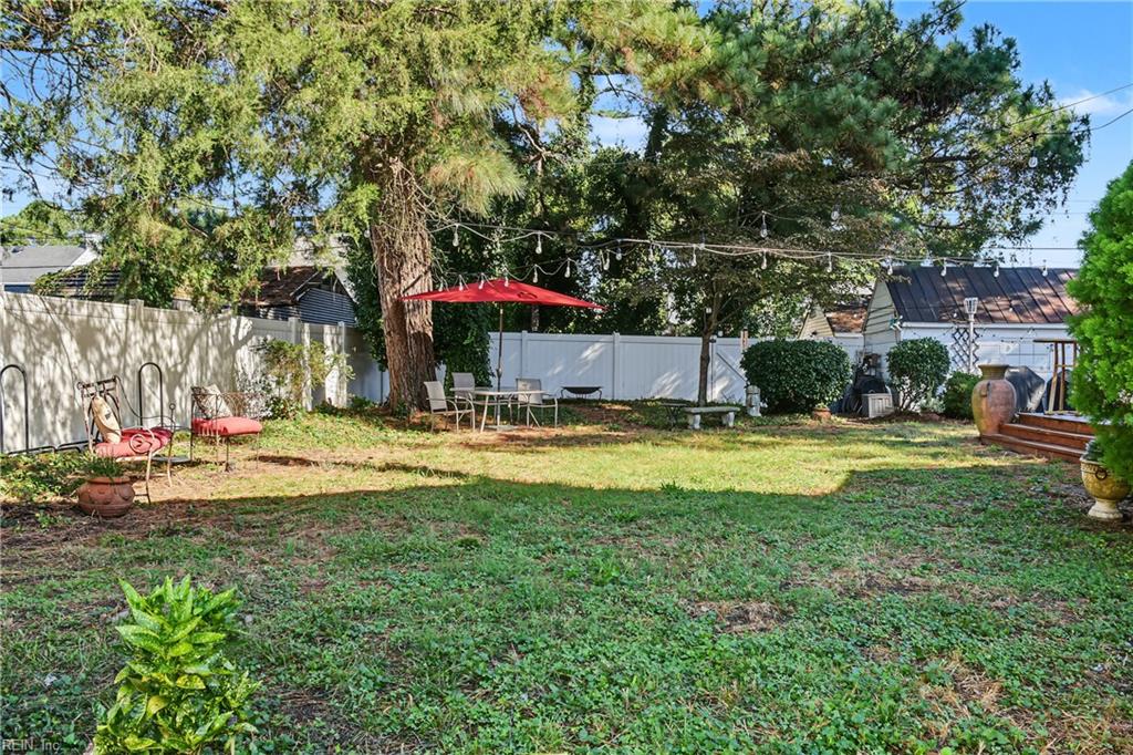 500 Sussex Dr Property Photo 42