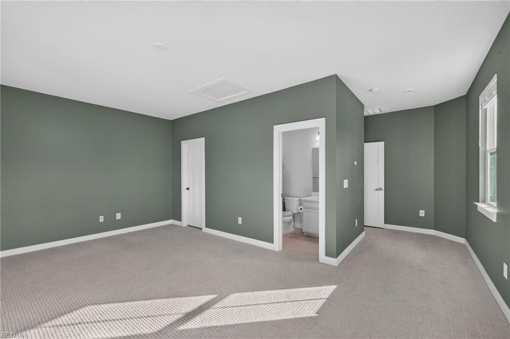 938 Olmstead St Property Photo 16