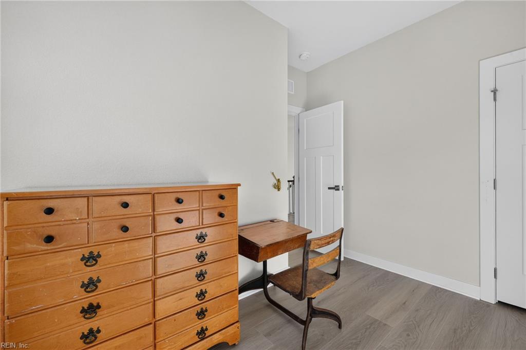 938 Olmstead St Property Photo 30