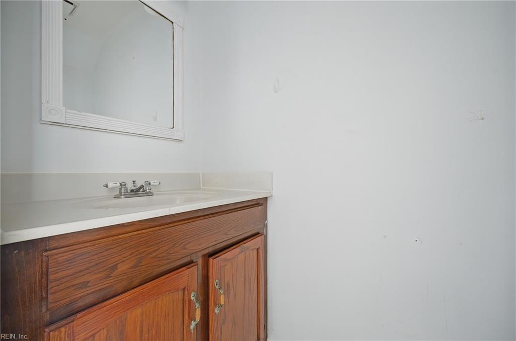 908 Wilcher Way Property Photo 17