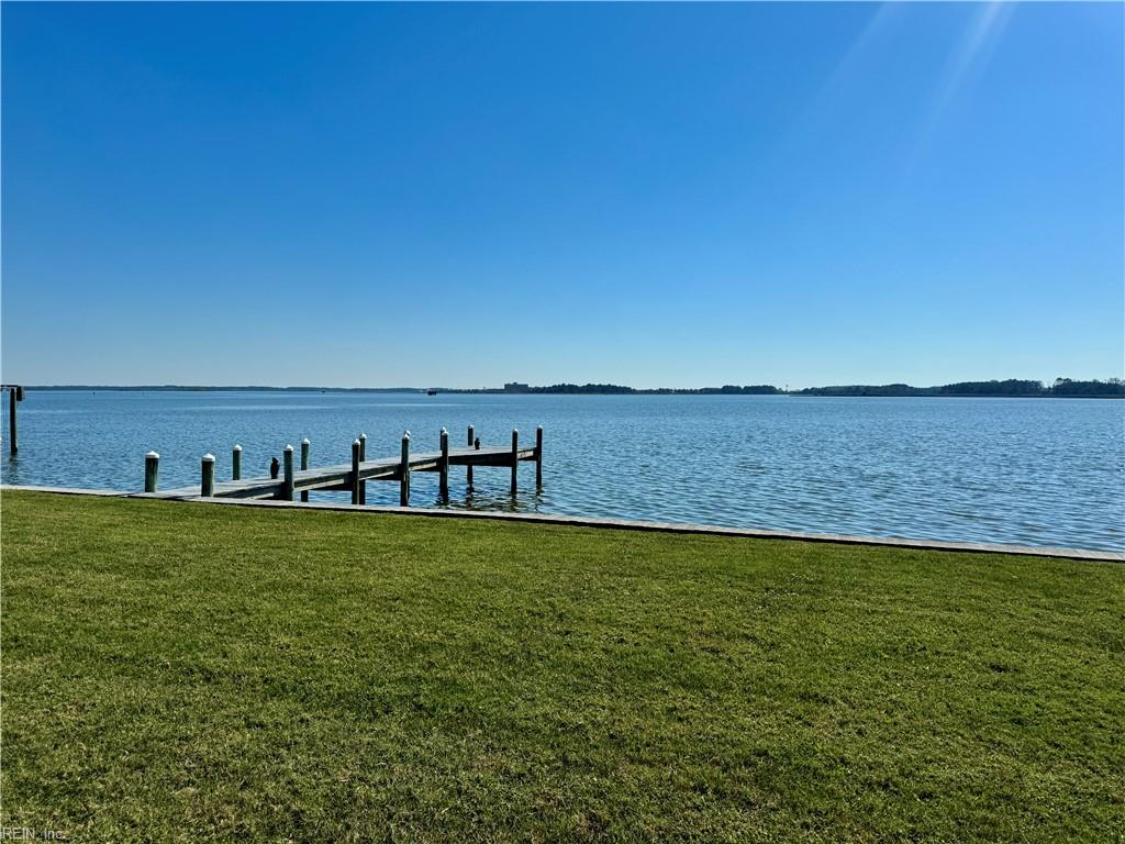 10 Riverview Dr Property Photo 11
