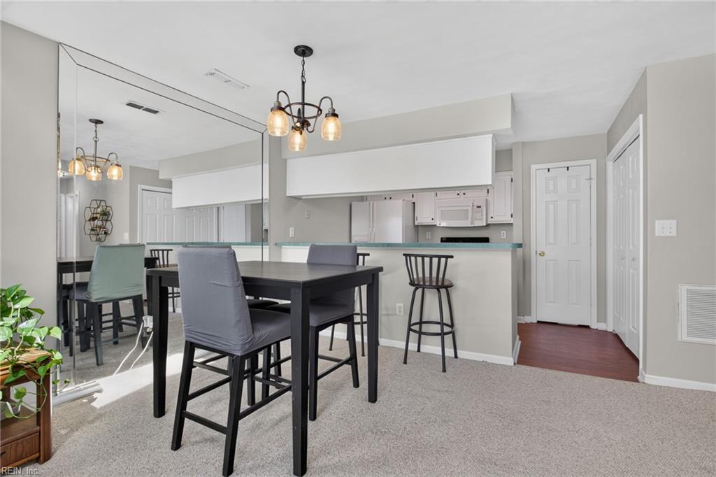 2112 Willow Point Arch Property Photo 8