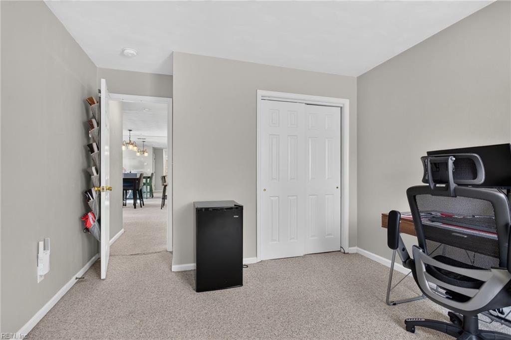2112 Willow Point Arch Property Photo 18