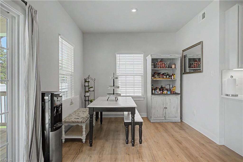 118 Oxford Rn Property Photo 13