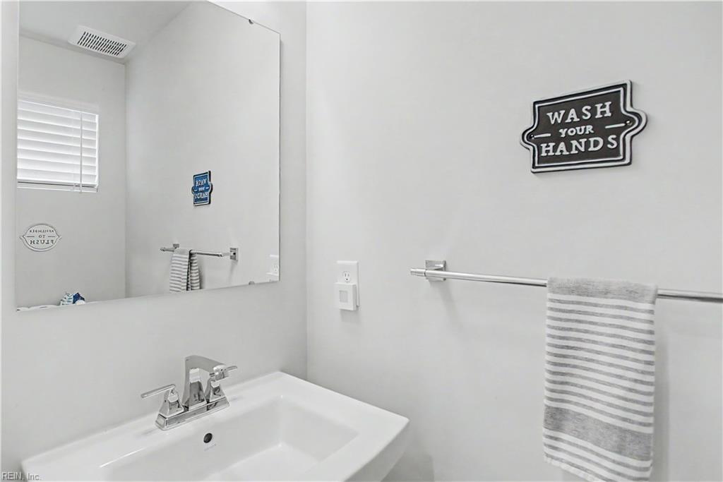118 Oxford Rn Property Photo 14