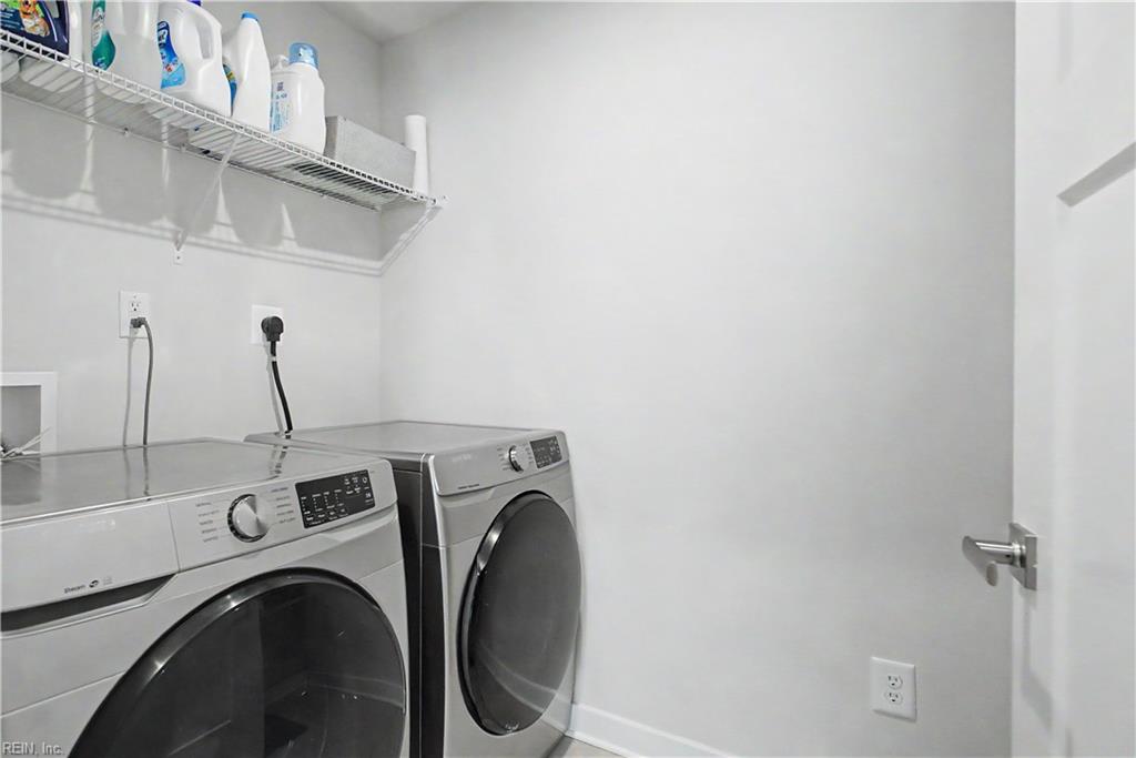118 Oxford Rn Property Photo 22