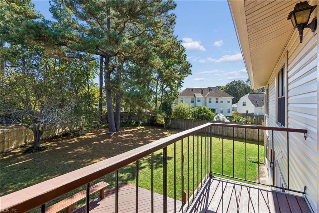 1745 Lake Christopher Dr Property Photo 37