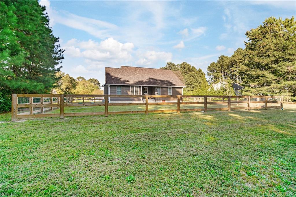 69 Moon Dr Property Photo 6