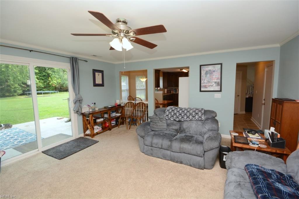 315 S Monterey Dr Property Photo 6