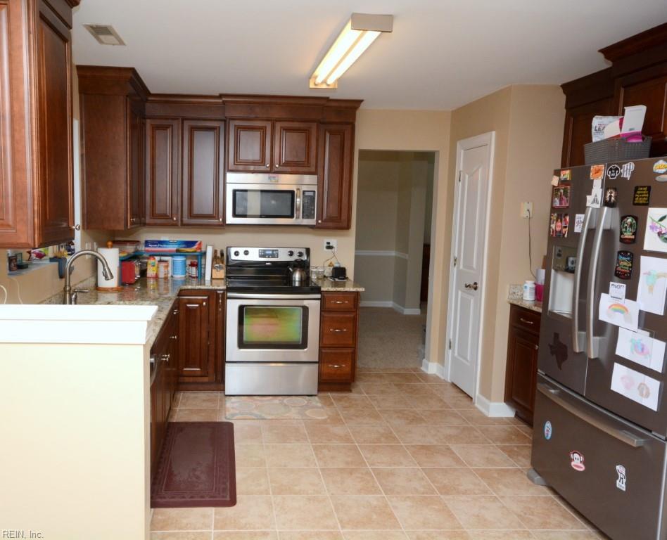 315 S Monterey Dr Property Photo 13
