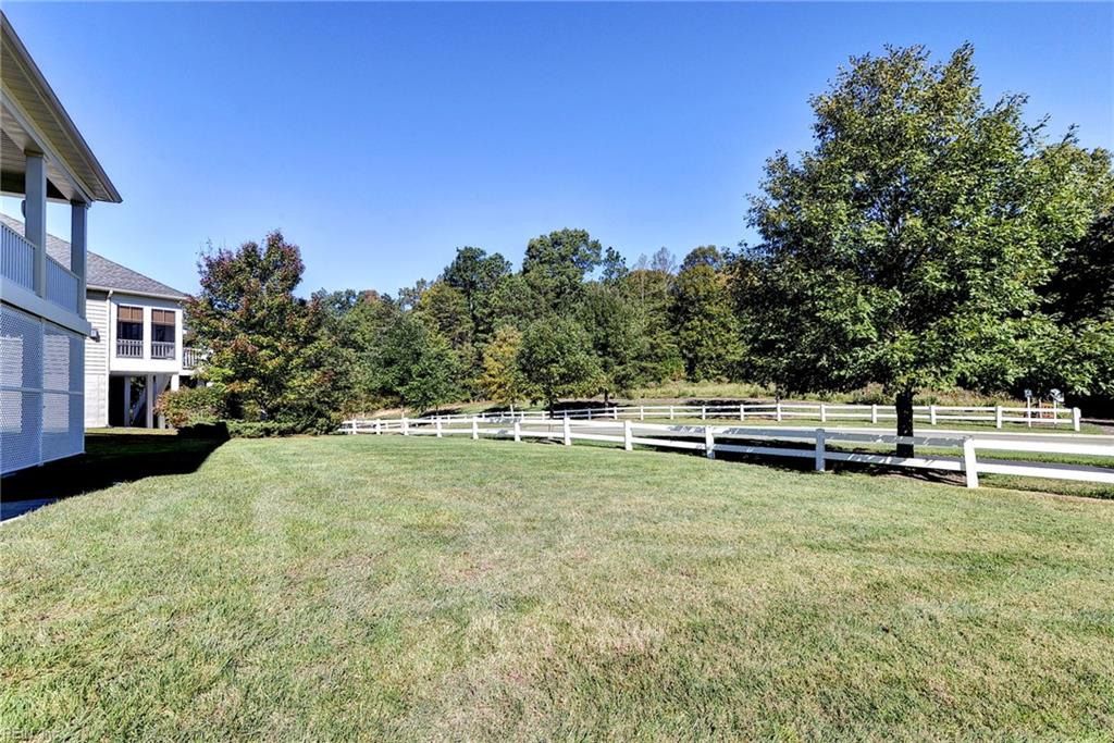 6352 Thomas Paine Dr Property Photo 38