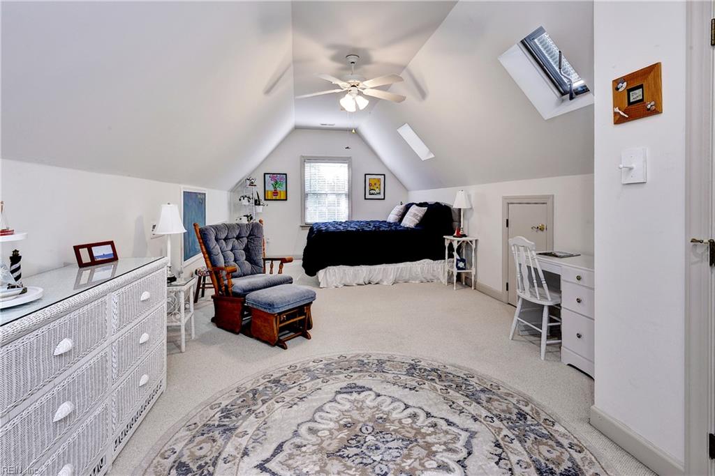 158 Fords Colony Dr Property Photo 25