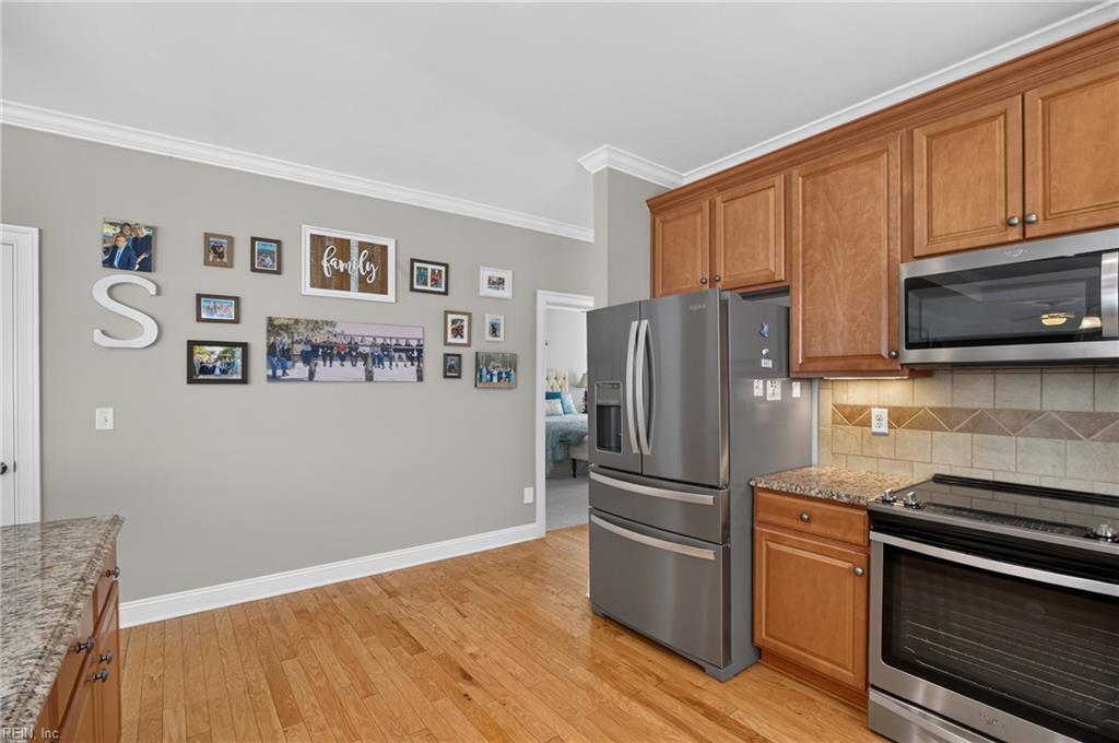 6887 Colemans Crossing Ave Property Photo 7