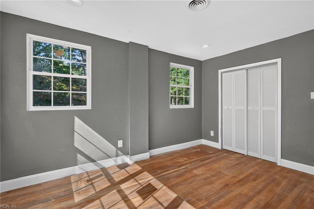 22630 Main St Property Photo 24