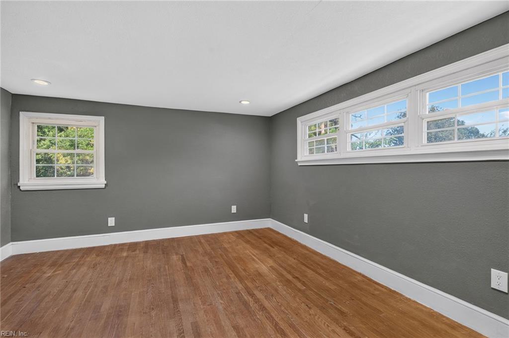 22630 Main St Property Photo 28