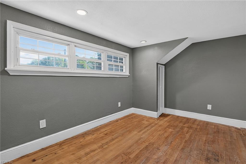 22630 Main St Property Photo 29