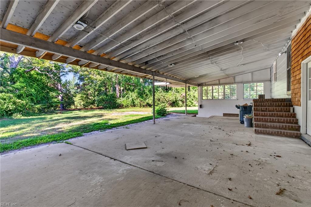 22630 Main St Property Photo 33