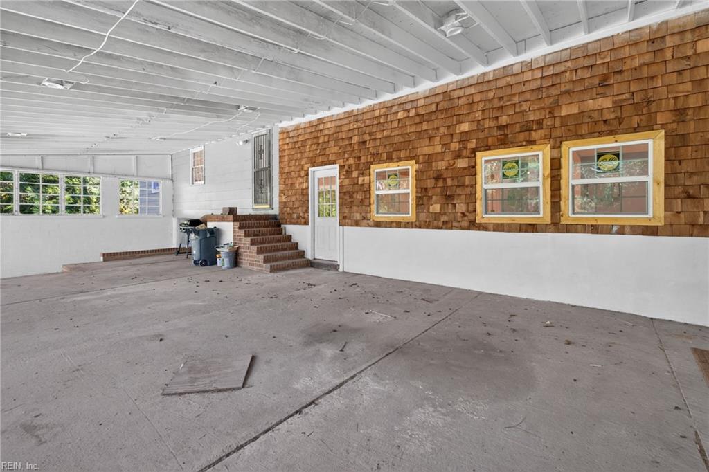 22630 Main St Property Photo 34