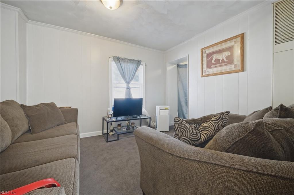 3102 Vimy Ridge Avenue Property Photo 7