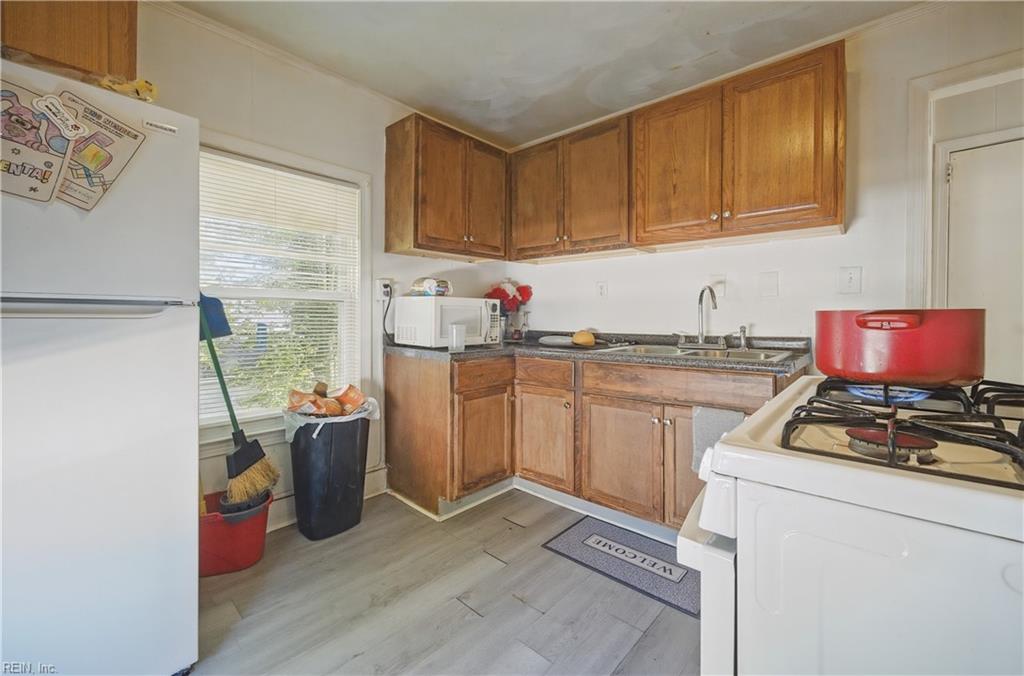 3102 Vimy Ridge Avenue Property Photo 12