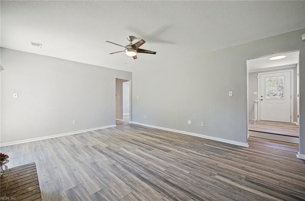 5825 Goolagong Dr Property Photo 13