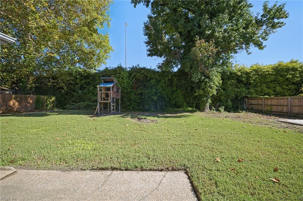 5825 Goolagong Dr Property Photo 32