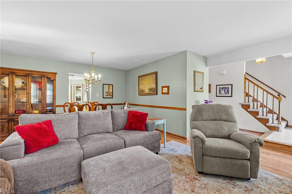1193 Hopemont Dr Property Photo 4