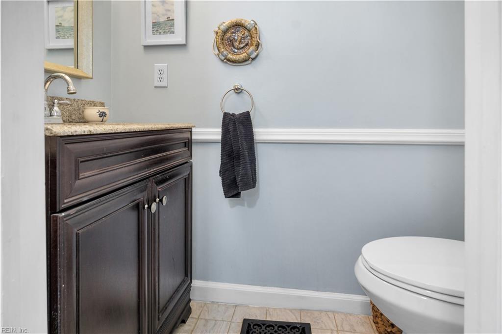 103 Pebble Beach Ln Property Photo 16