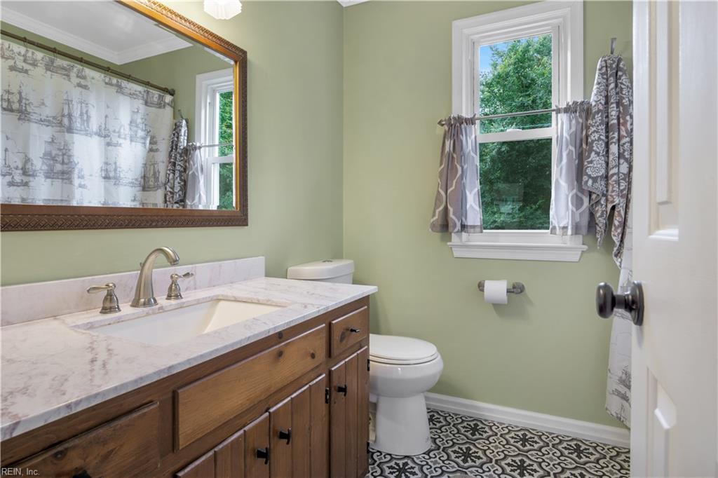 103 Pebble Beach Ln Property Photo 21