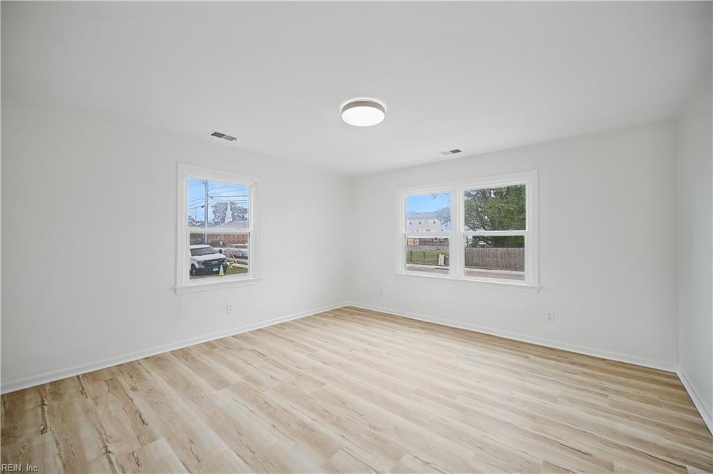 900 Mediterranean Ave Property Photo 24