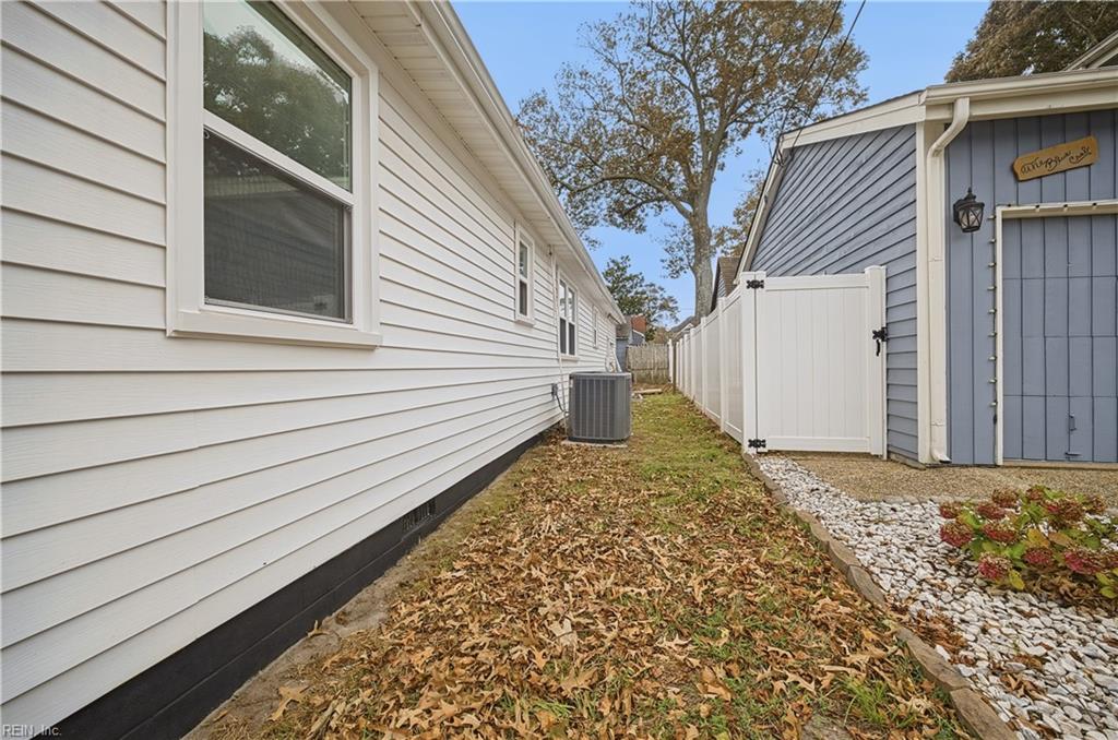 900 Mediterranean Ave Property Photo 31