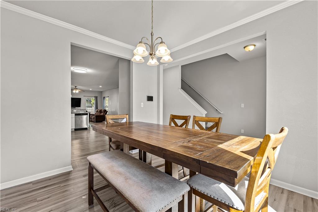 1607 Selden Ave Property Photo 13