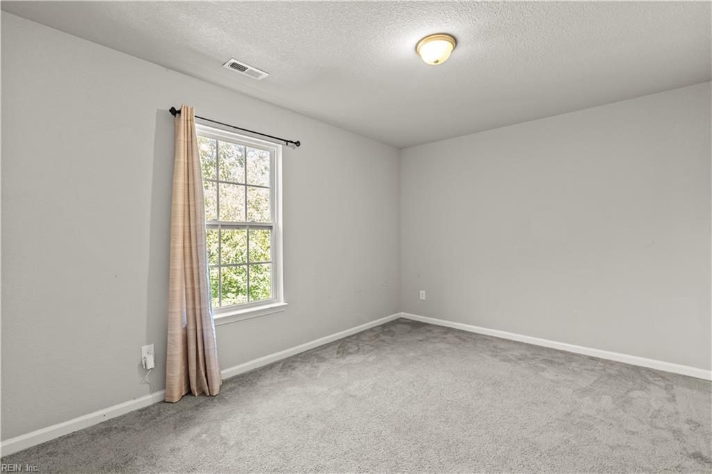 1607 Selden Ave Property Photo 27
