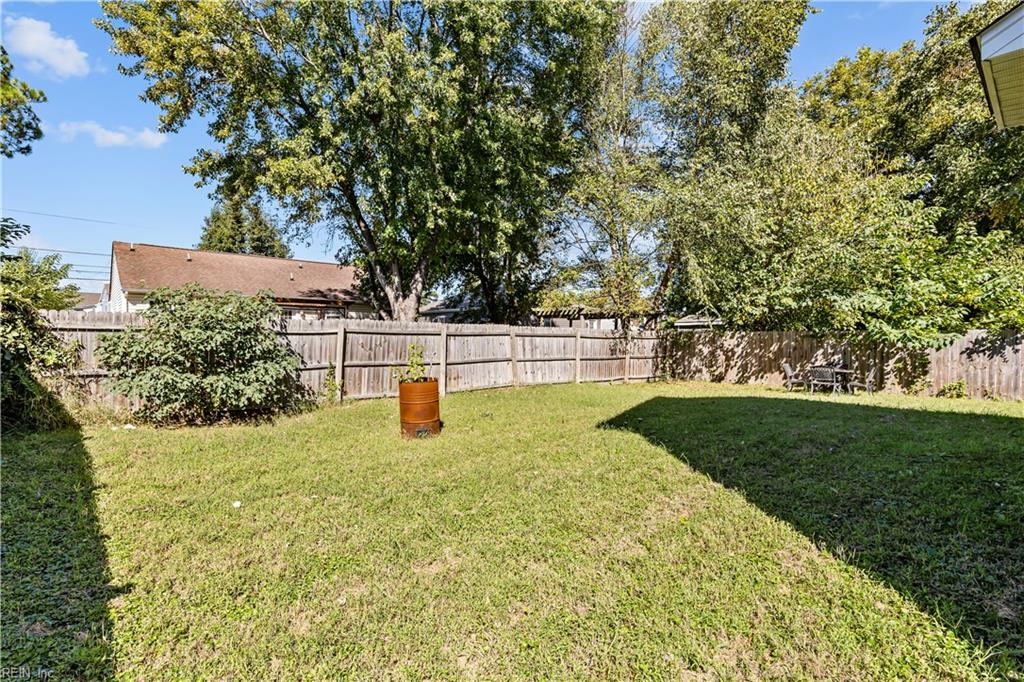 1607 Selden Ave Property Photo 35