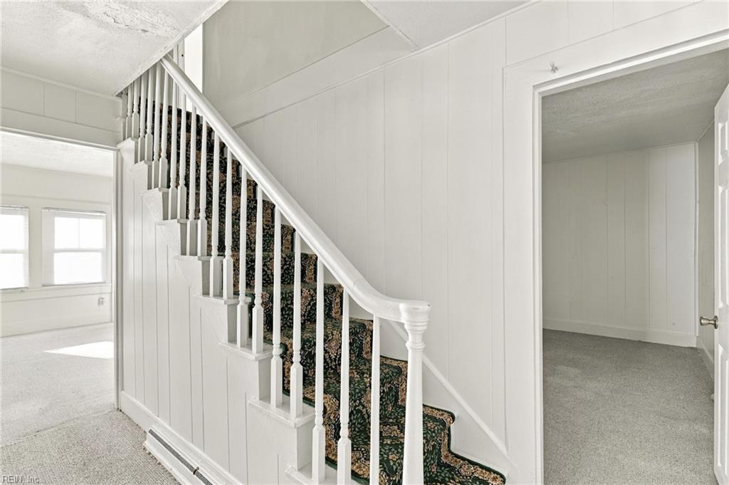 271 Kingston Ln Property Photo 6