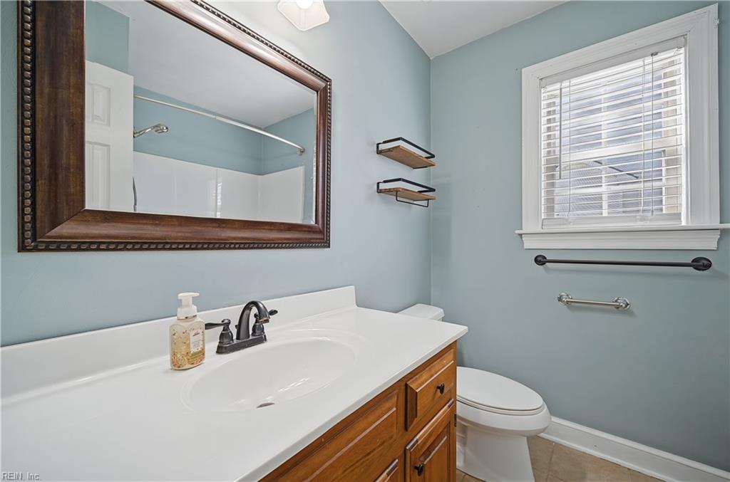 106 Elizabeth Cir Property Photo 13