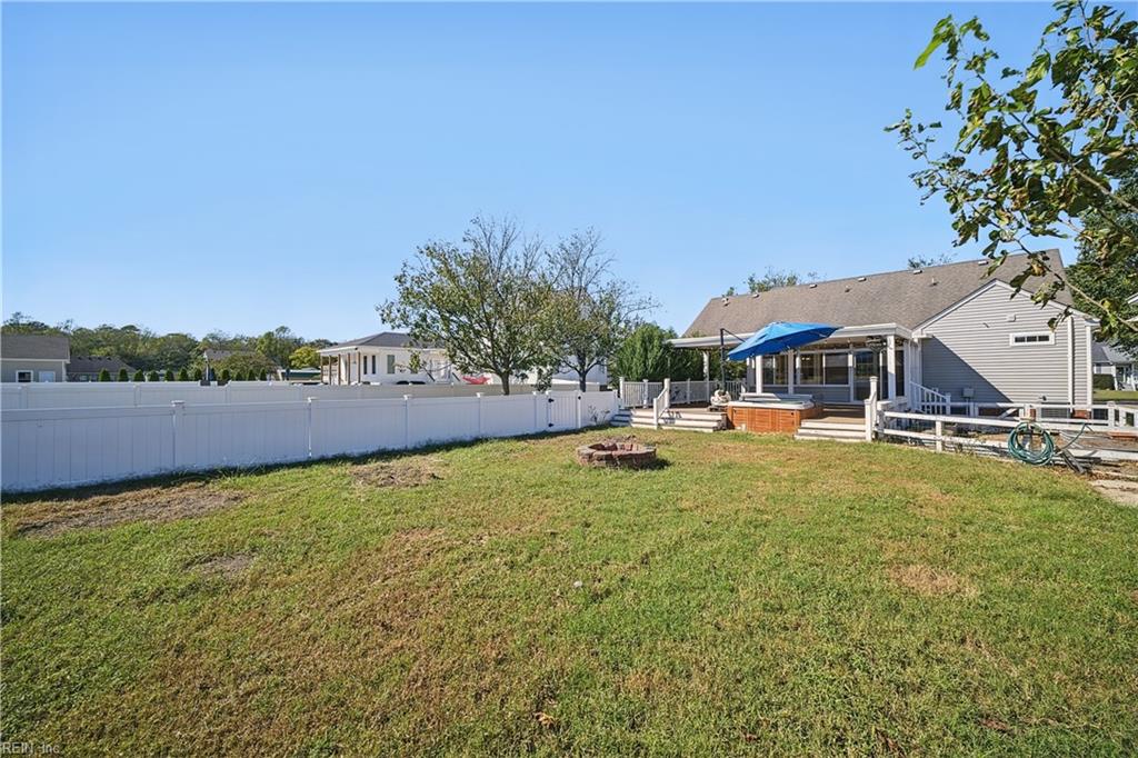 106 Elizabeth Cir Property Photo 36