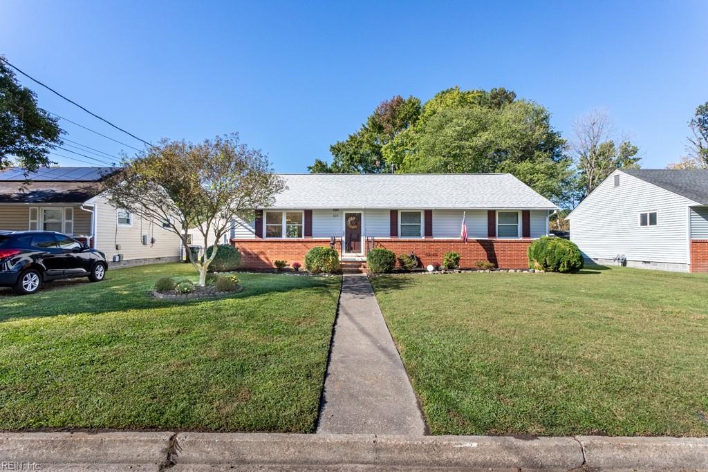 219 Patrician Dr Property Photo 1