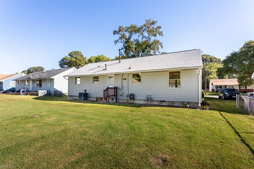 219 Patrician Dr Property Photo 29