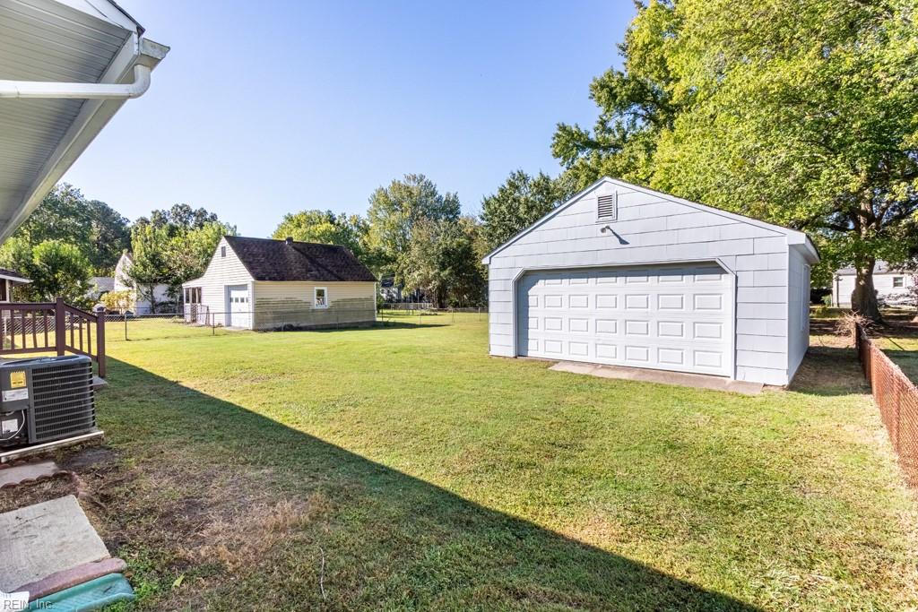 219 Patrician Dr Property Photo 31