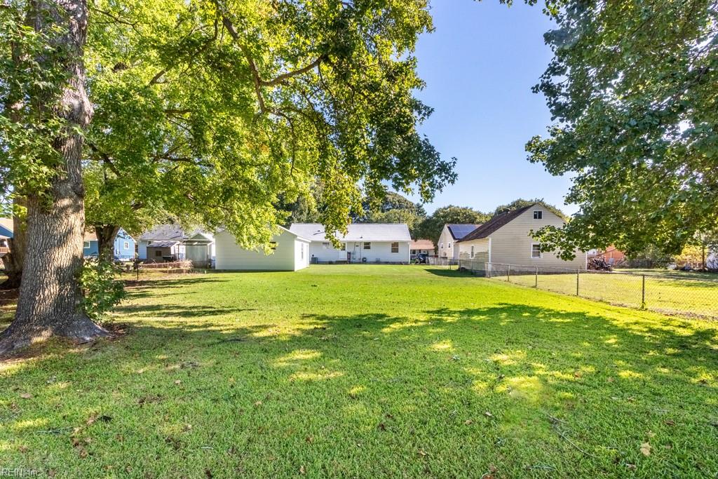 219 Patrician Dr Property Photo 36