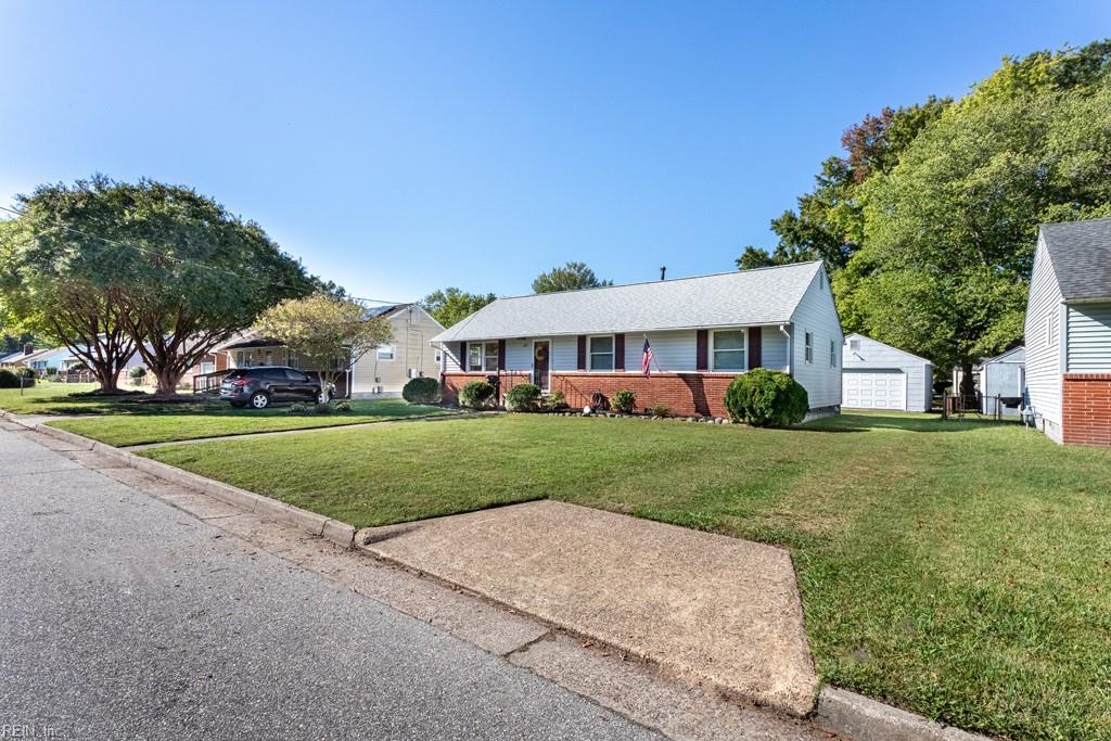 219 Patrician Dr Property Photo 38