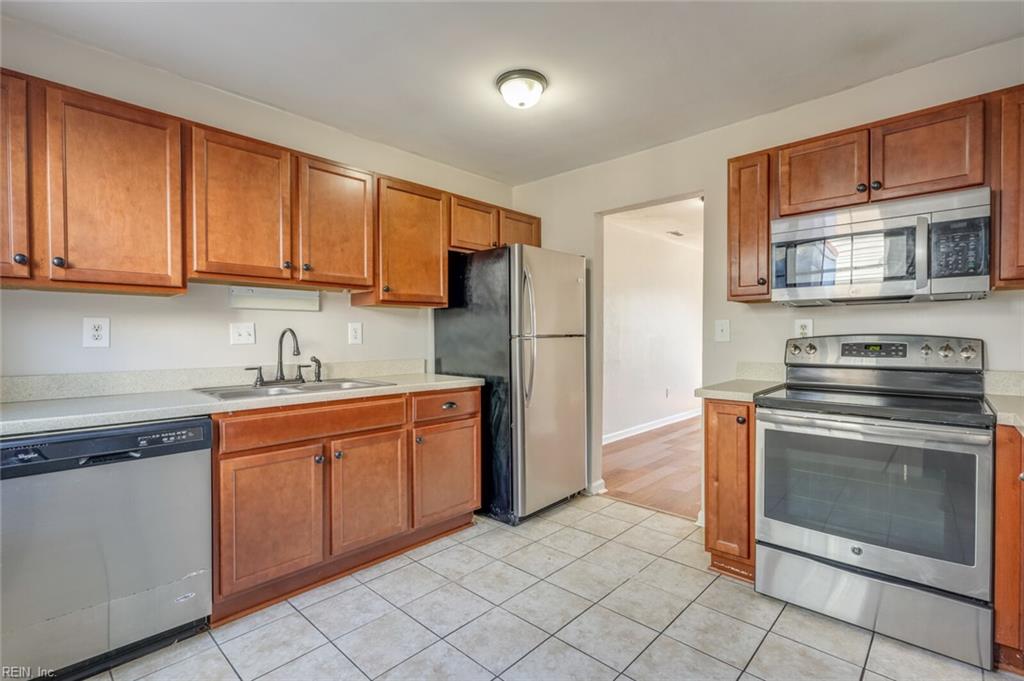 436 Peregrine St Property Photo 12