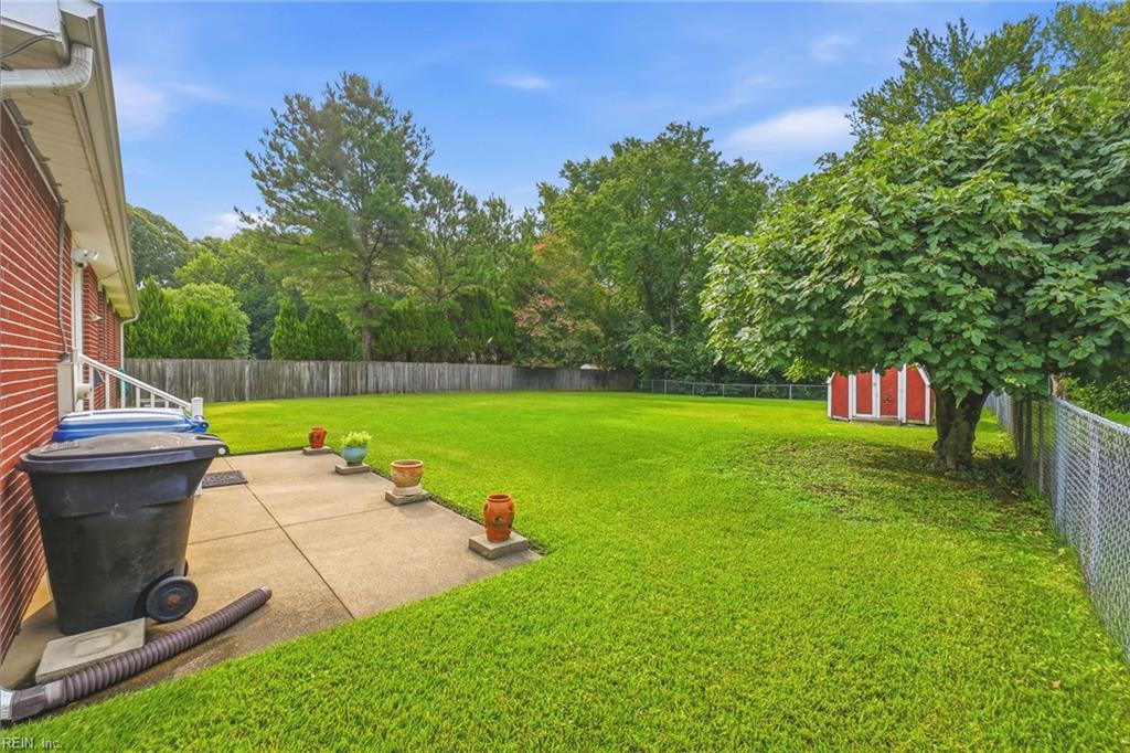 5445 Shadowwood Dr Property Photo 20